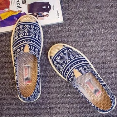 Curvy Aura High Top Sneakers